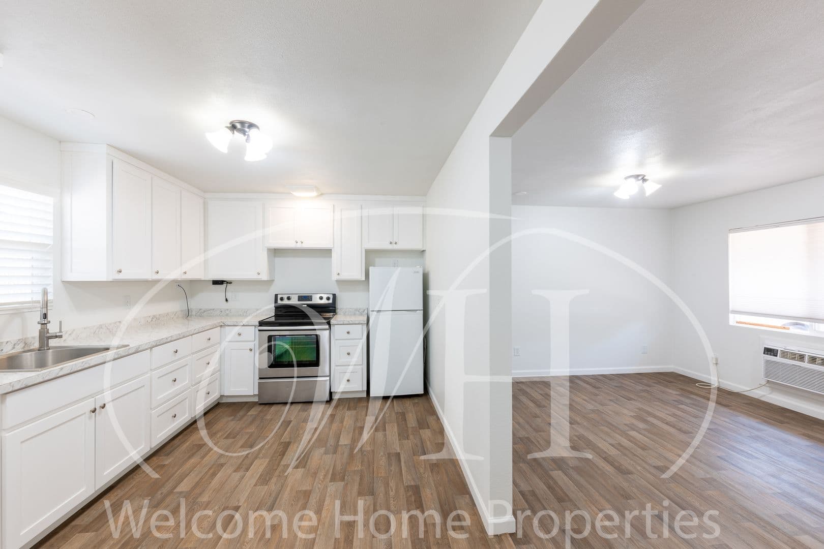 College Place Apartment: 116 SW 6th St