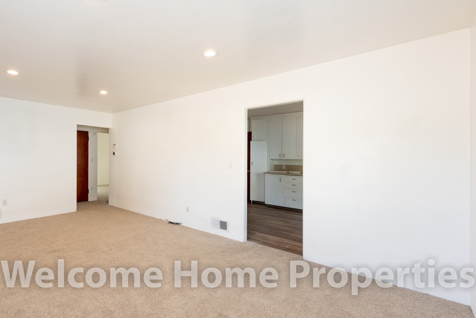 College Place House: 109 SW 5th St