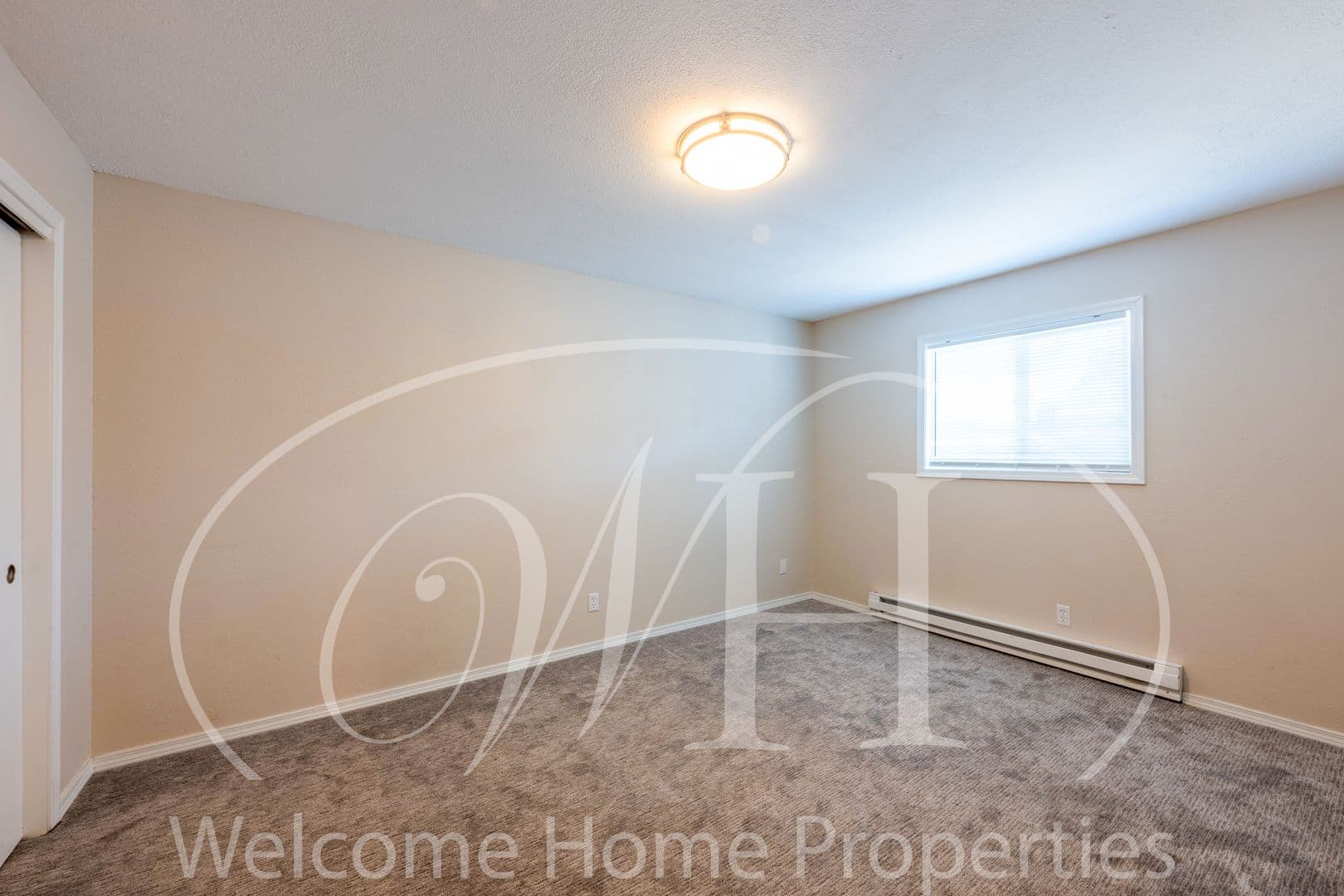 Walla Walla Apartment: 829 S 2nd Ave