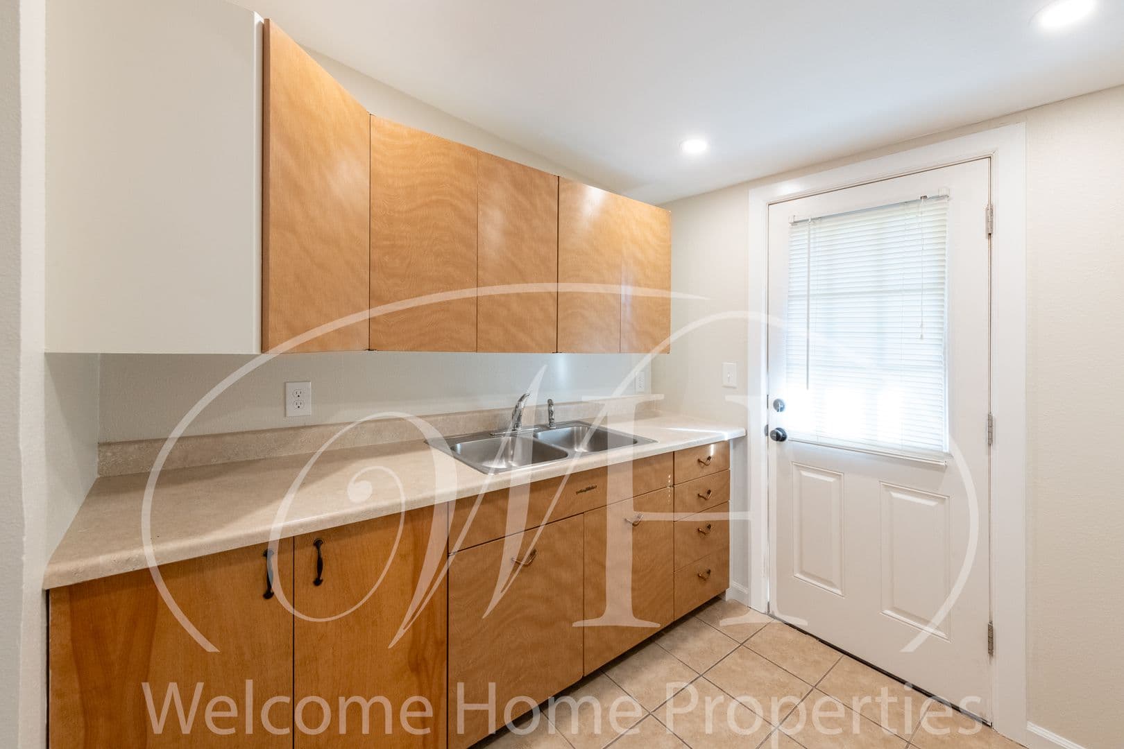 Walla Walla Apartment: 1918 Wallace St