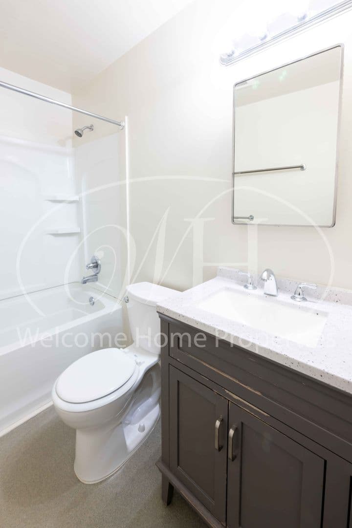 Walla Walla Apartment: 1235 Boyer Ave