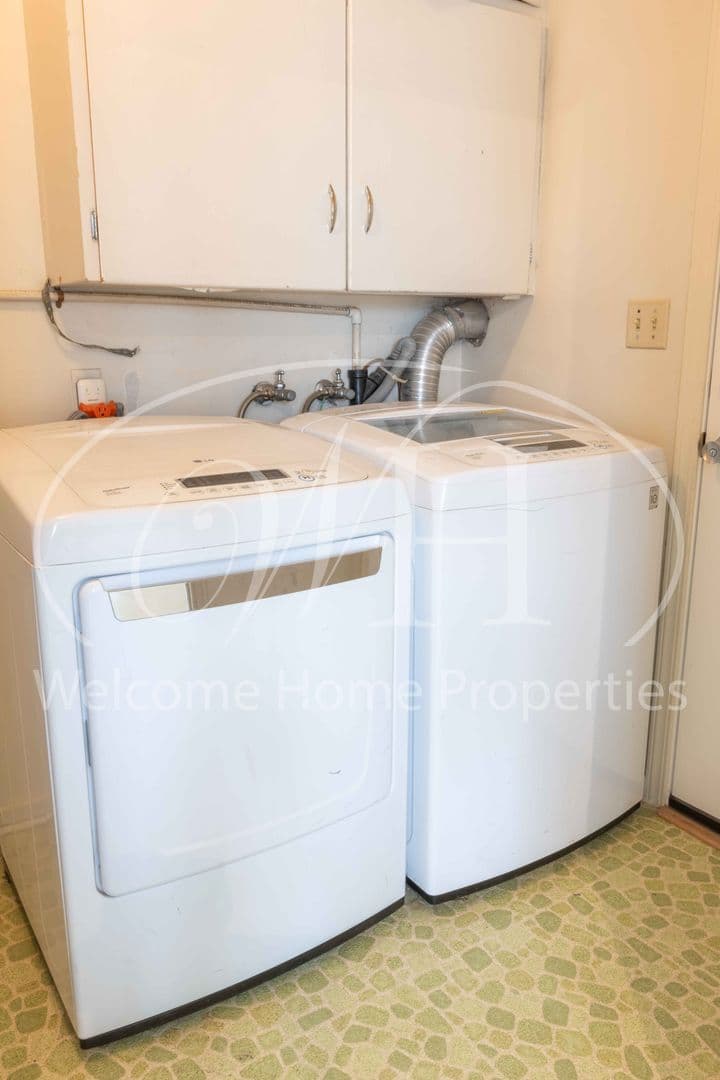 Walla Walla Apartment: 1235 Boyer Ave