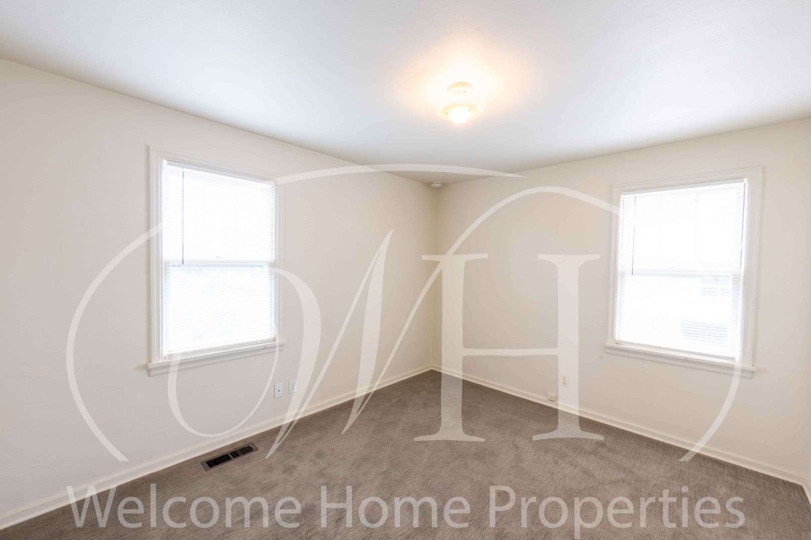 Walla Walla Apartment: 1235 Boyer Ave