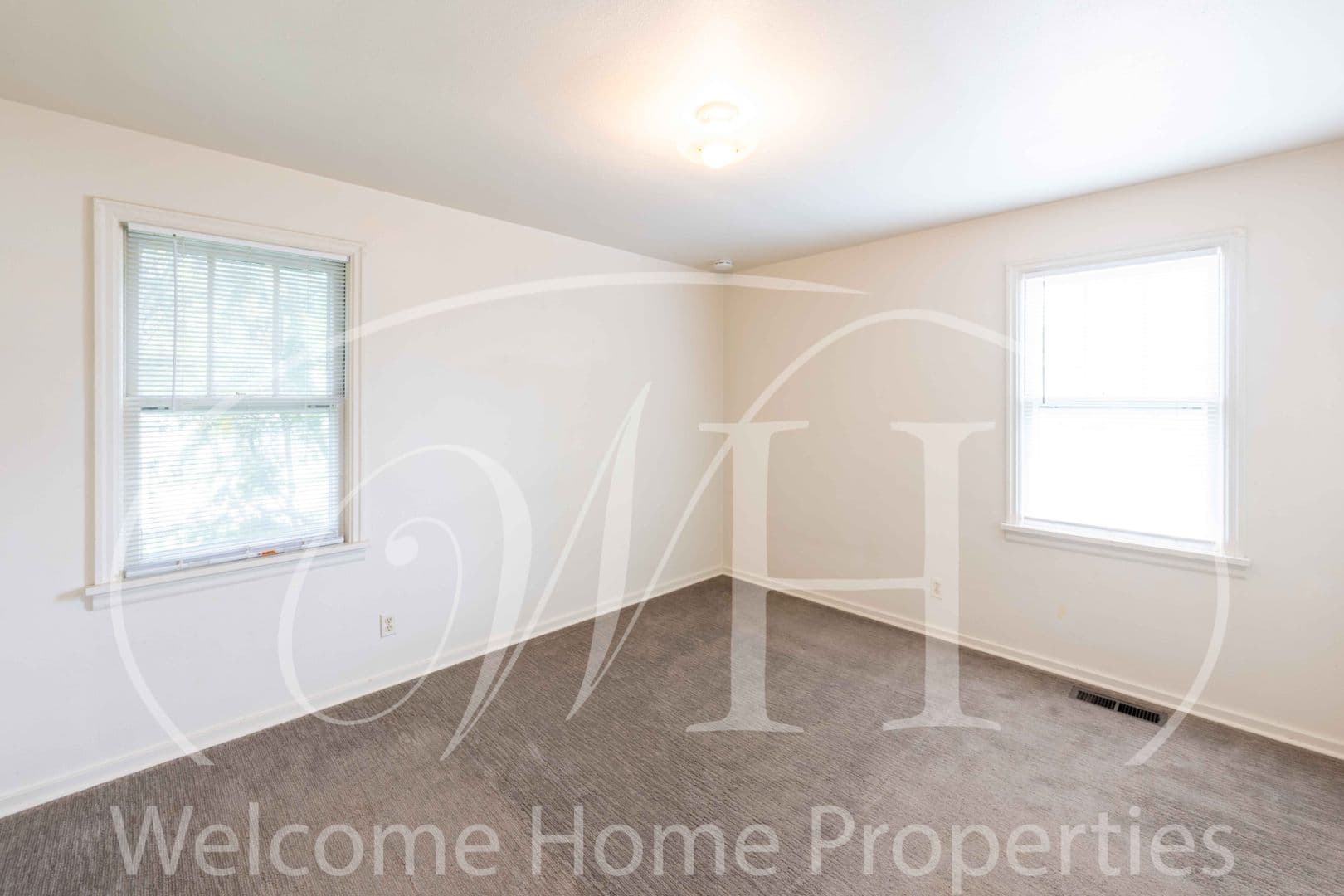 Walla Walla Apartment: 1235 Boyer Ave