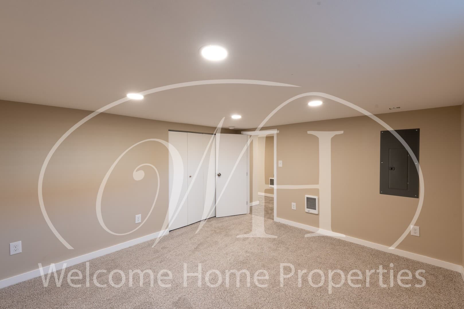 College Place Apartment: 318 SE 6th St