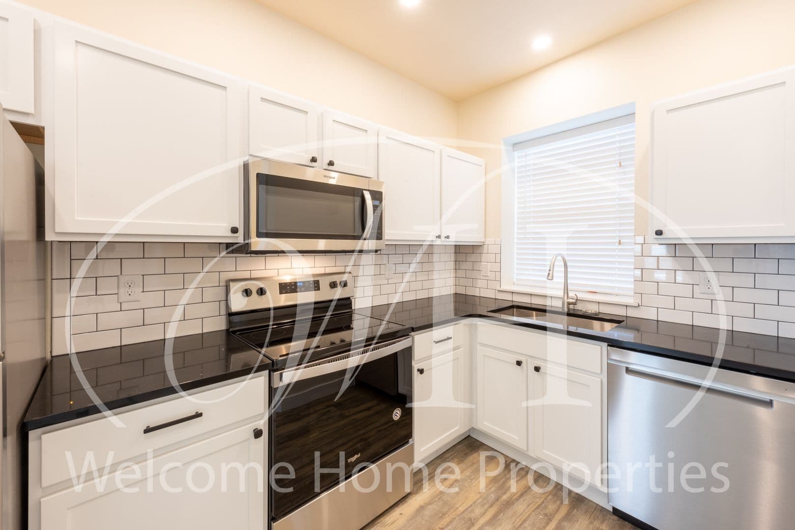 Walla Walla Apartment: 329 S 3rd Ave