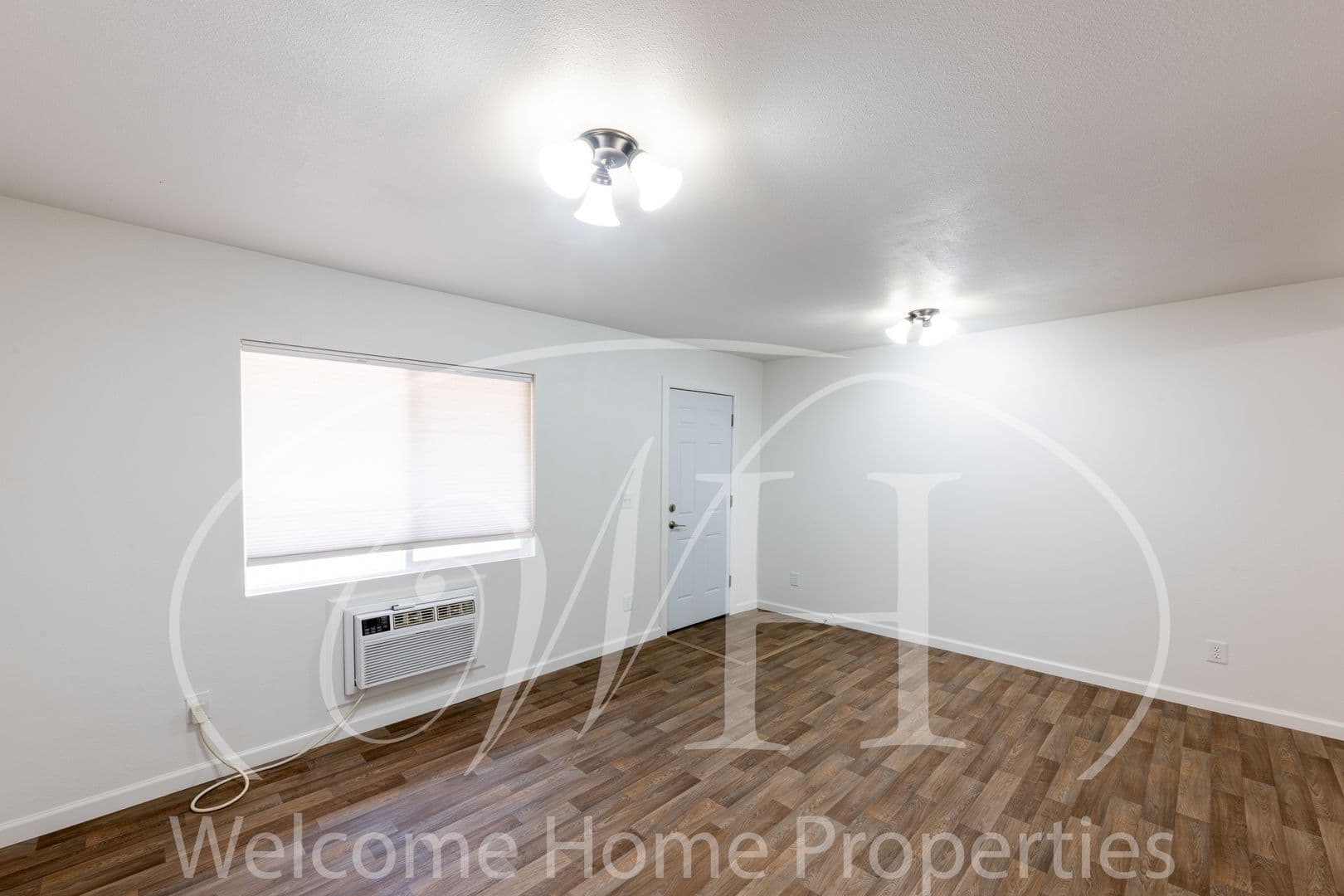 College Place Apartment: 116 SW 6th St