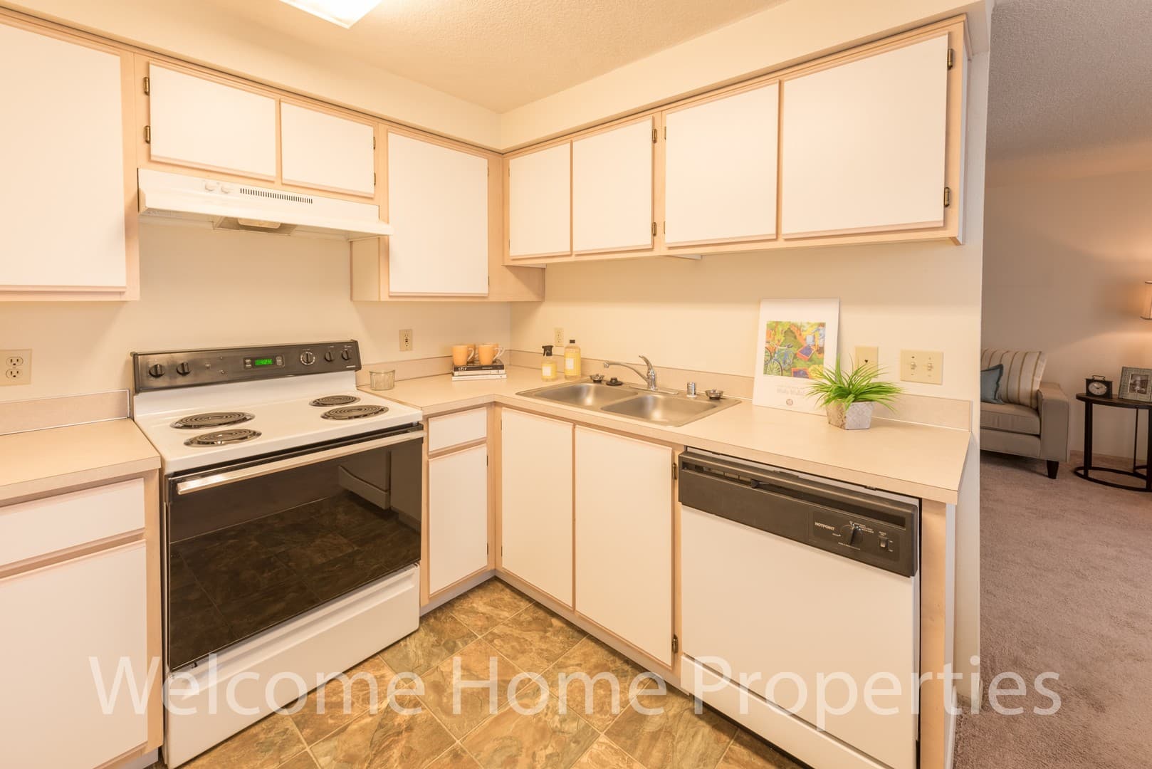 Walla Walla Apartment: 101 Kenwood St