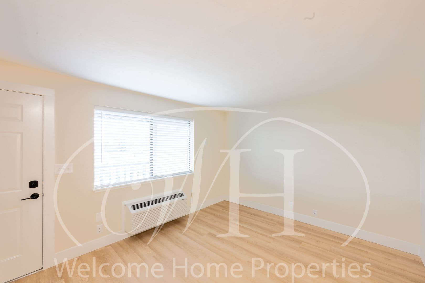 College Place Apartment: 1200 SE Broadway Ave