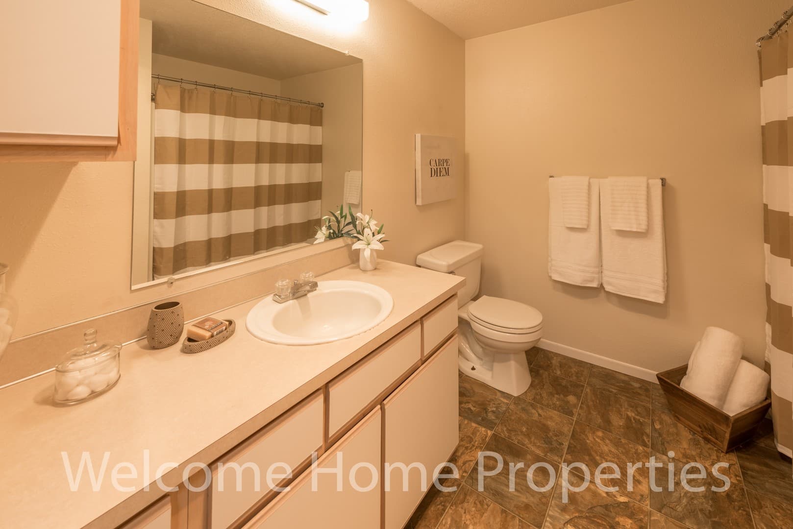 Walla Walla Apartment: 101 Kenwood St