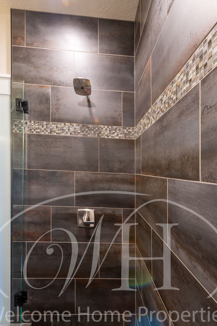 Walla Walla Apartment: 2301 Garrison St