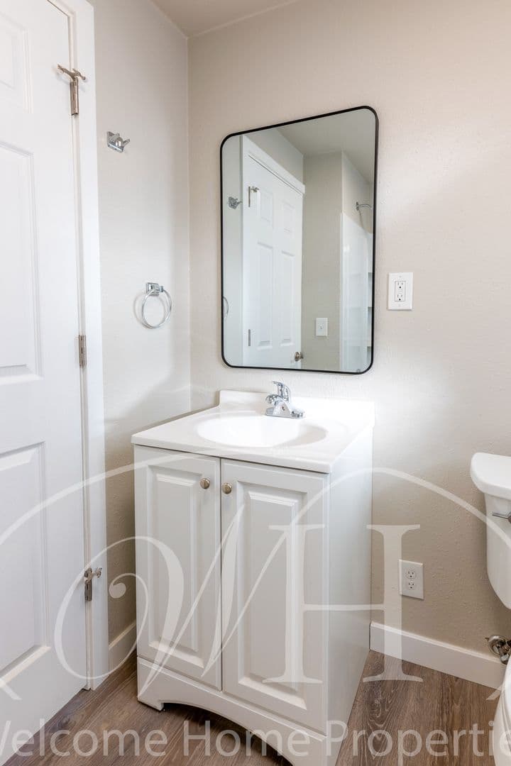 Walla Walla Apartment: 67 Rima Ln