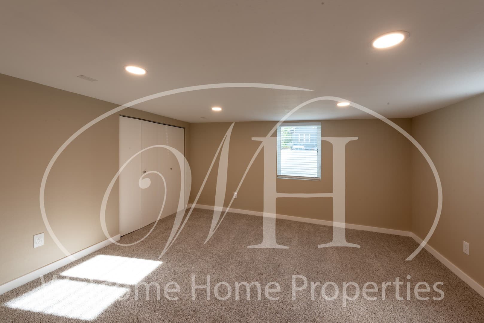 College Place Apartment: 318 SE 6th St
