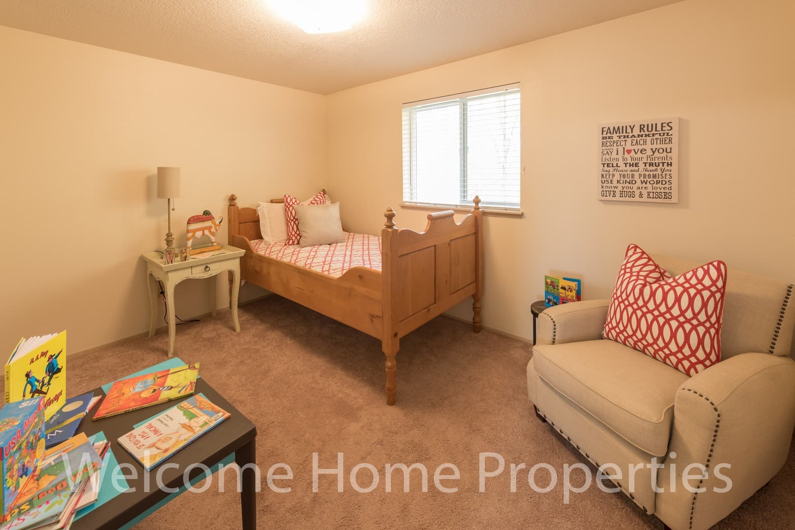 Walla Walla Apartment: 101 Kenwood St