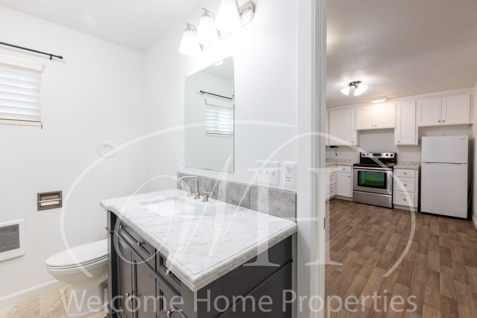 College Place Apartment: 116 SW 6th St