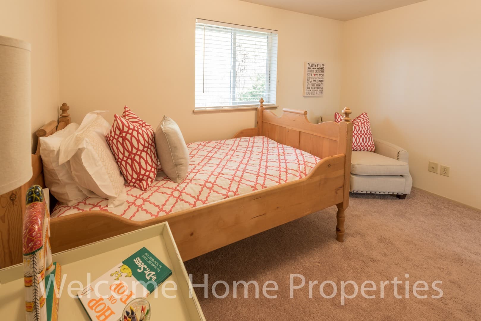 Walla Walla Apartment: 101 Kenwood St