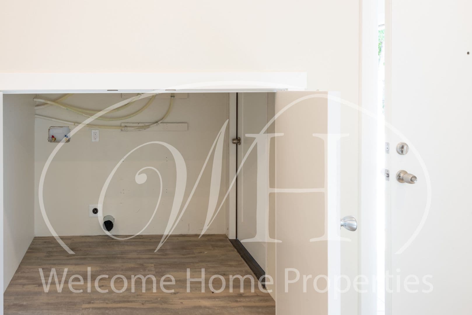 Walla Walla Apartment: 329 S 3rd Ave