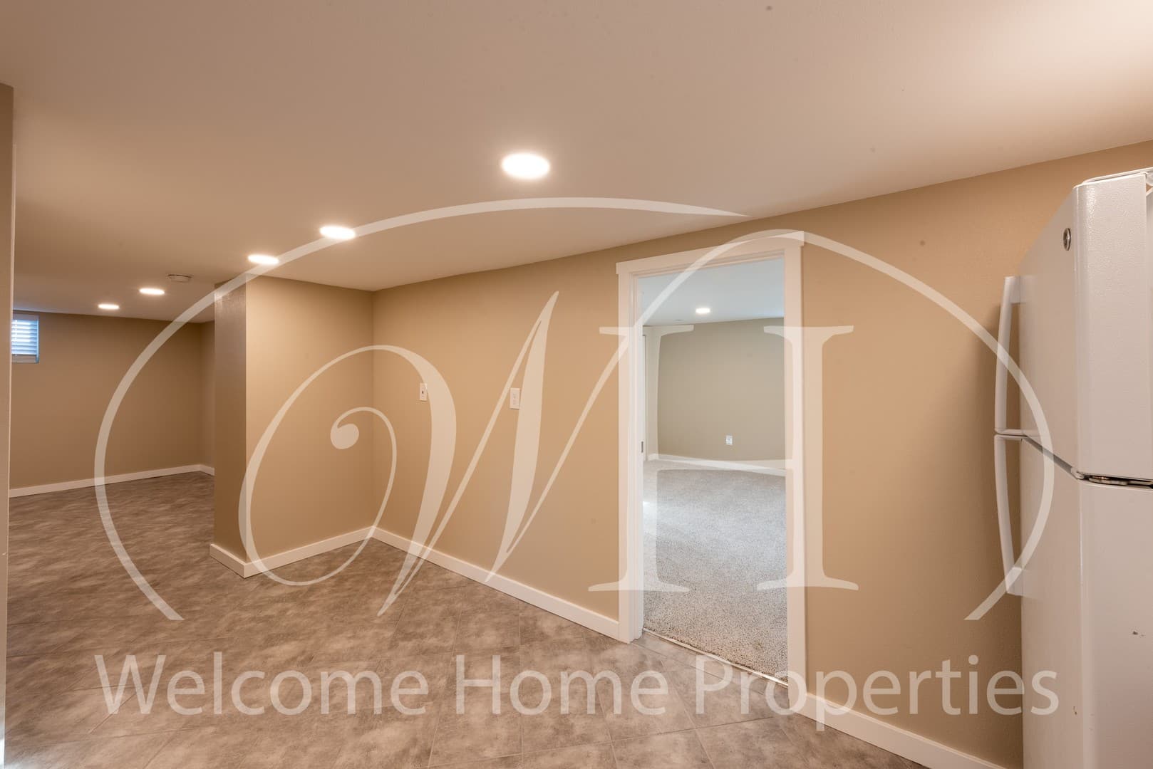 College Place Apartment: 318 SE 6th St