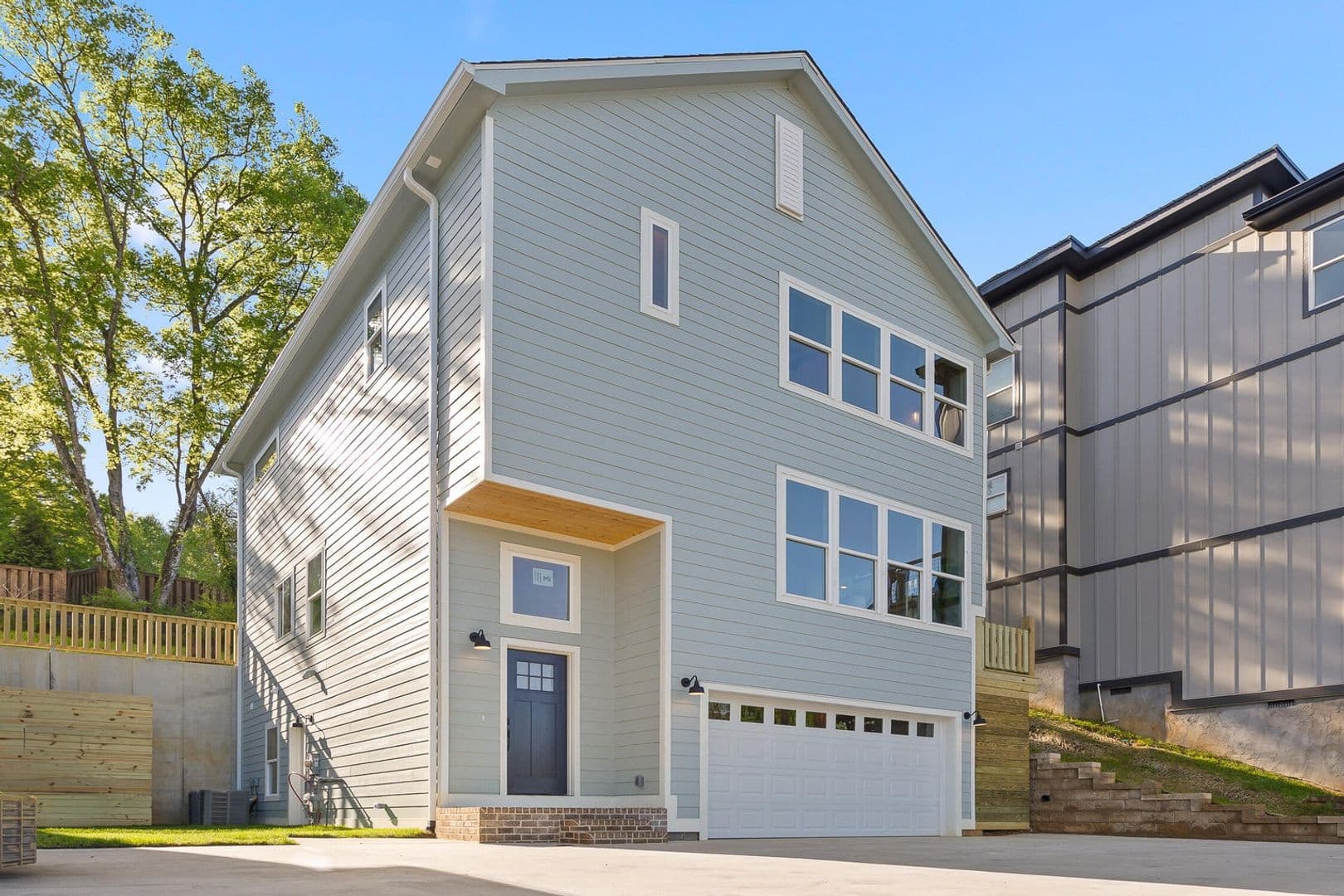 Chattanooga House: 638 Ladd Ave