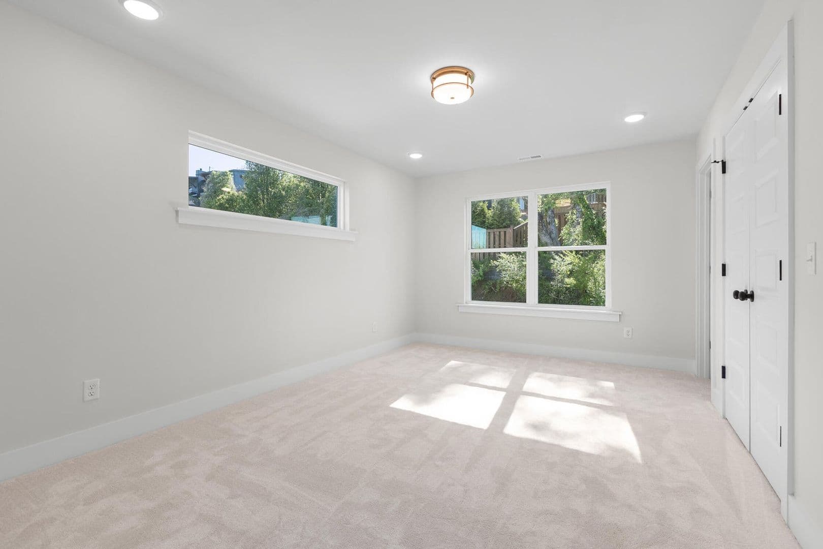 Chattanooga House: 638 Ladd Ave