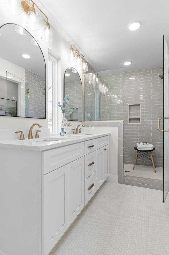 Chattanooga House: 638 Ladd Ave