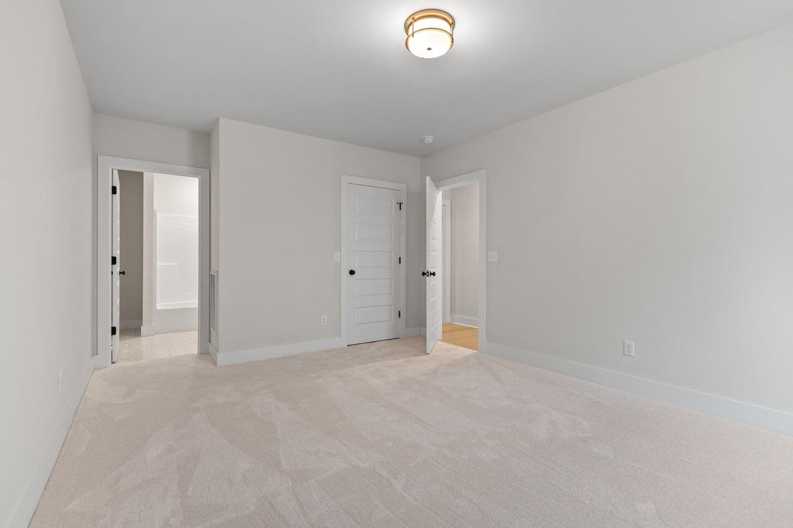 Chattanooga House: 638 Ladd Ave