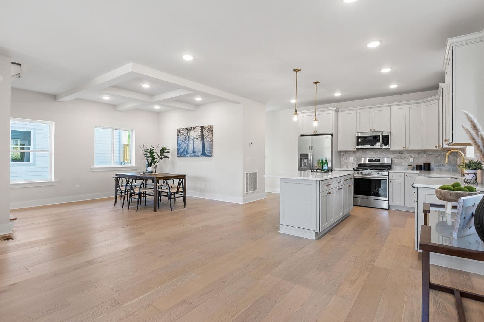 Chattanooga House: 638 Ladd Ave
