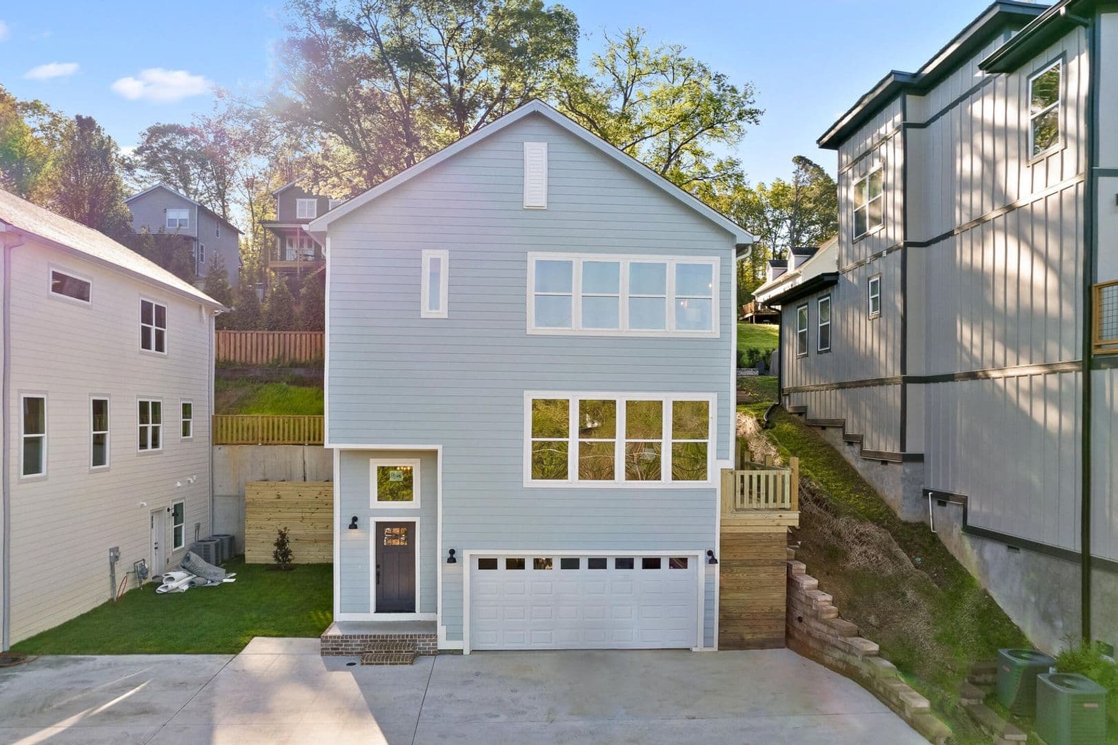 Chattanooga House: 638 Ladd Ave