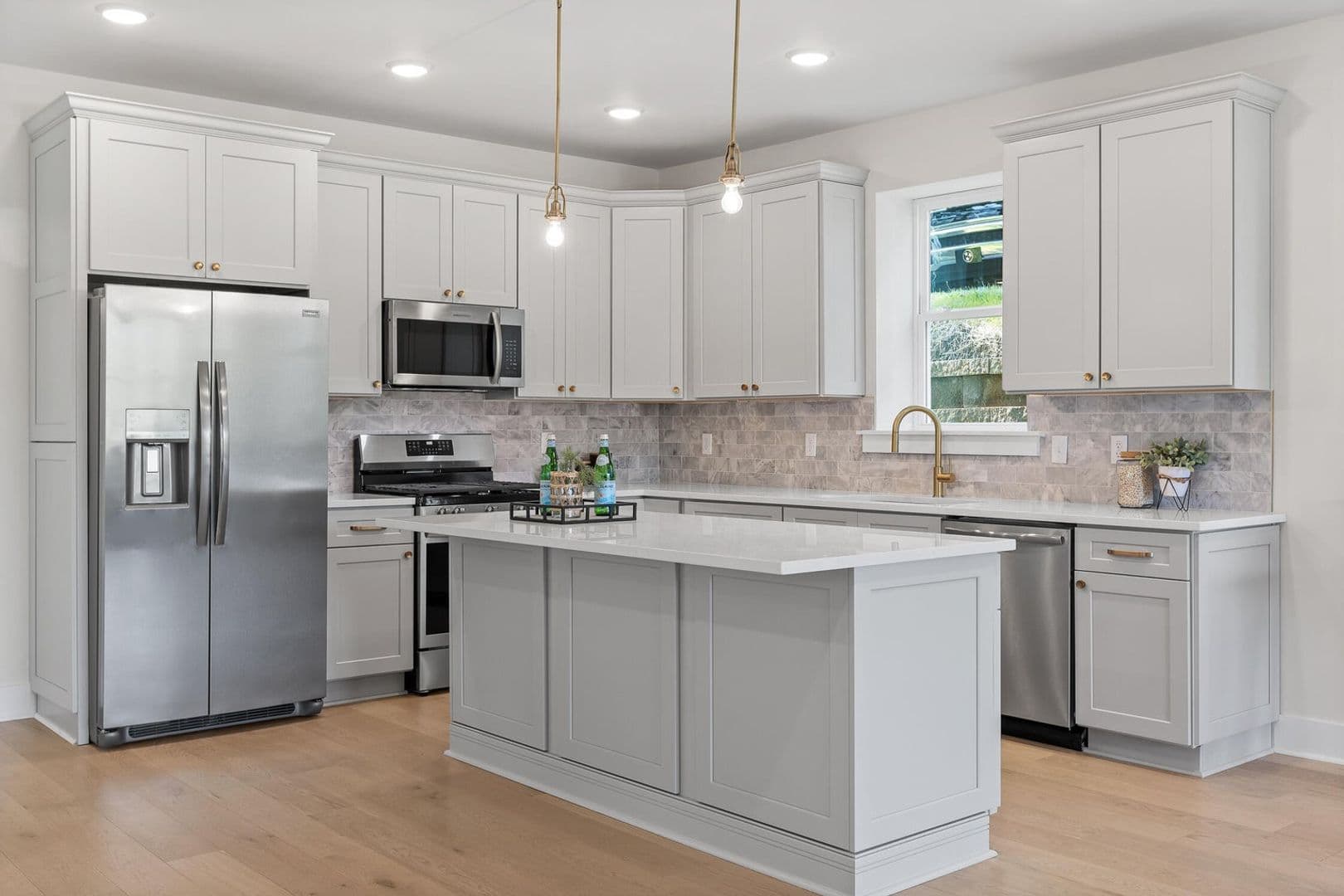 Chattanooga House: 638 Ladd Ave