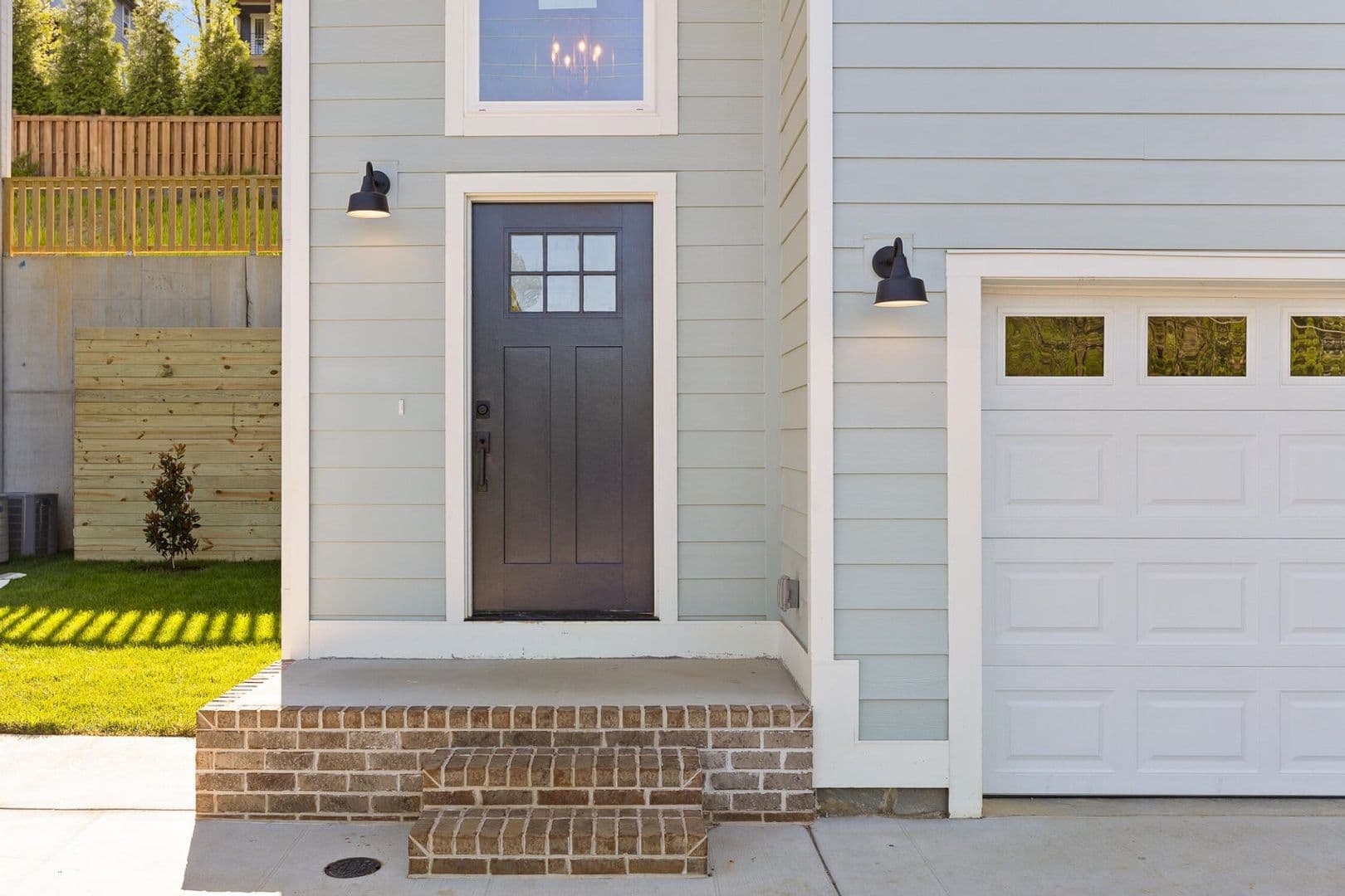 Chattanooga House: 638 Ladd Ave