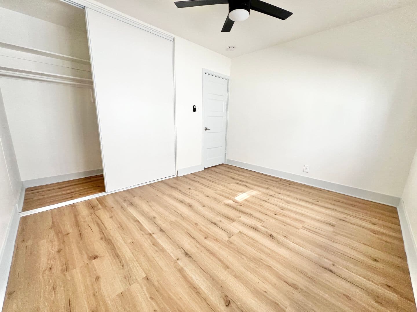 Long Beach Apartment: 1142 E 1st Street