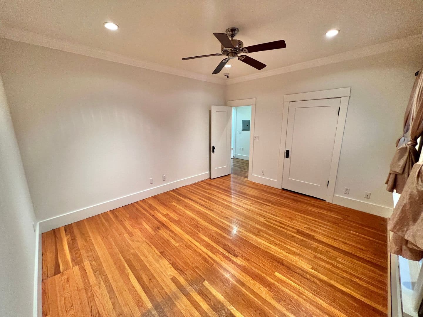 Long Beach Condo: 800 Pacific Ave