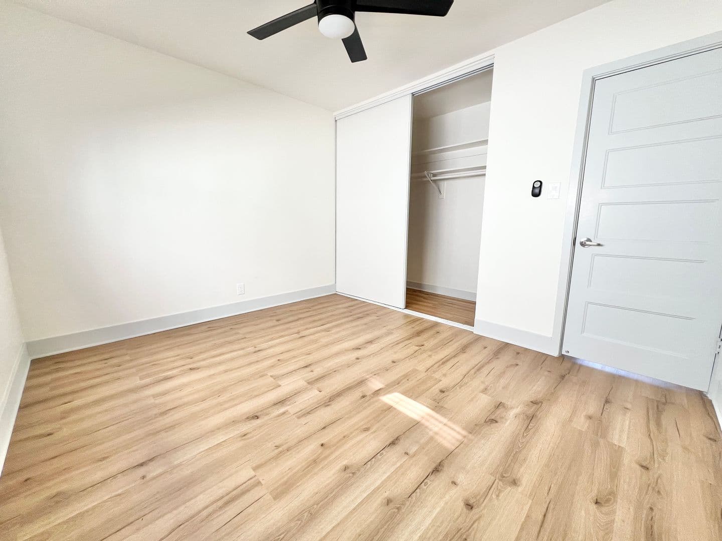Long Beach Apartment: 1142 E 1st Street