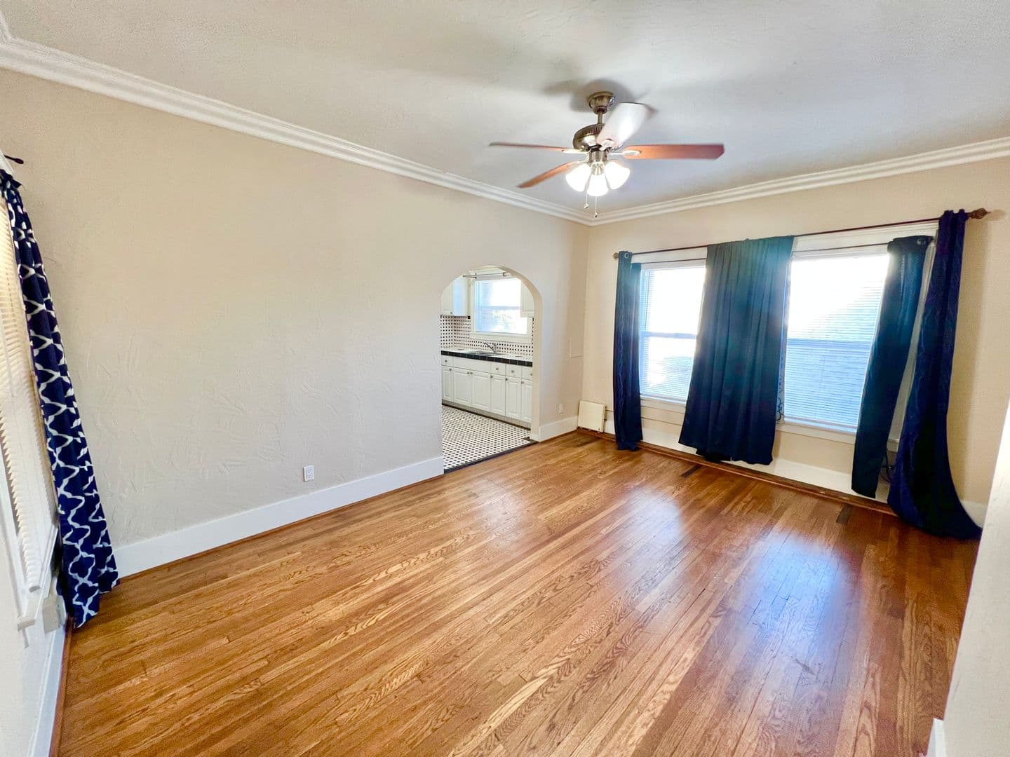 Long Beach Condo: 800 Pacific Ave #209