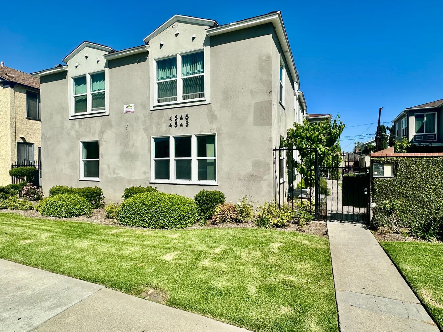 Long Beach Apartment: 4546 N. Banner Drive # 1