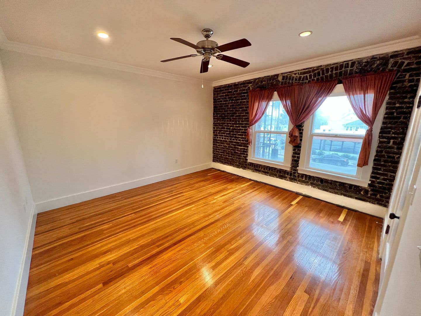 Long Beach Condo: 800 Pacific Ave