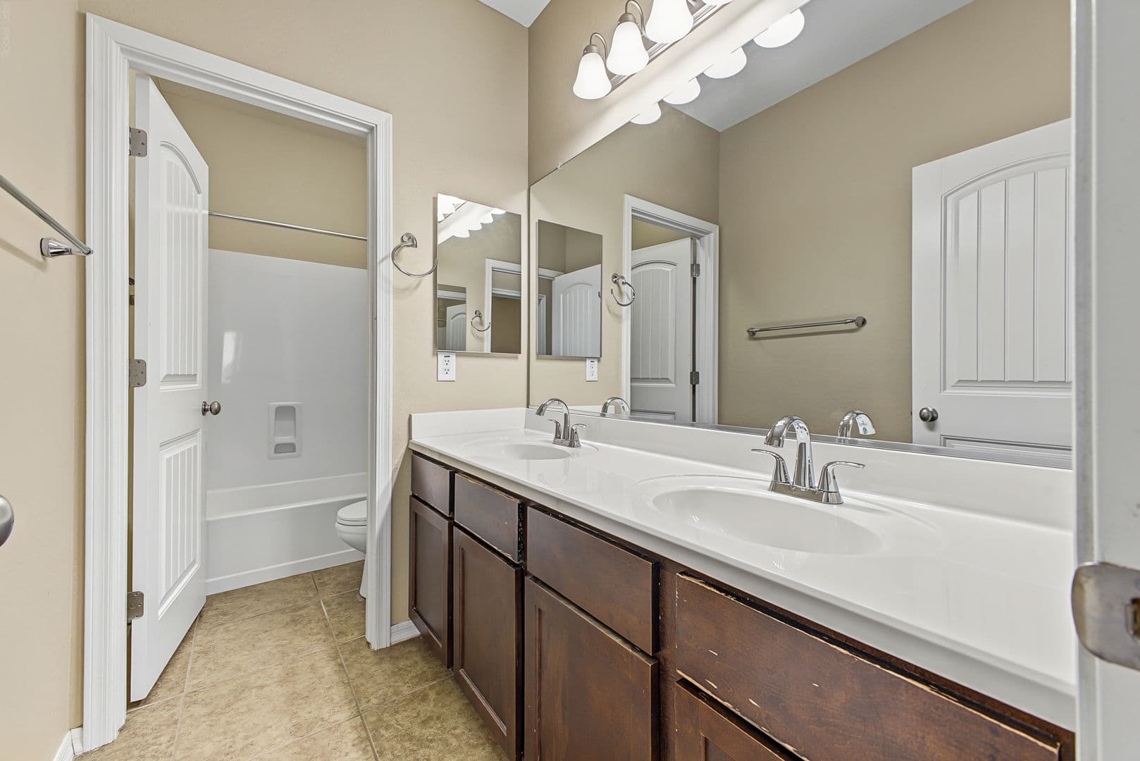 Chandler House: 1463 E. Prescott Pl.