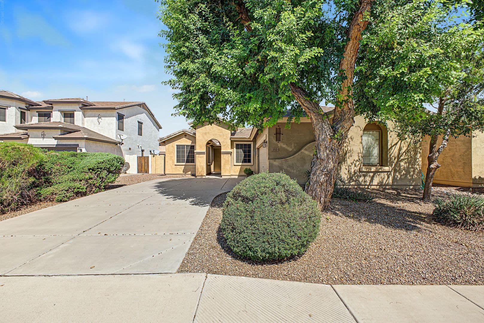 Chandler House: 152 W Hawk Way