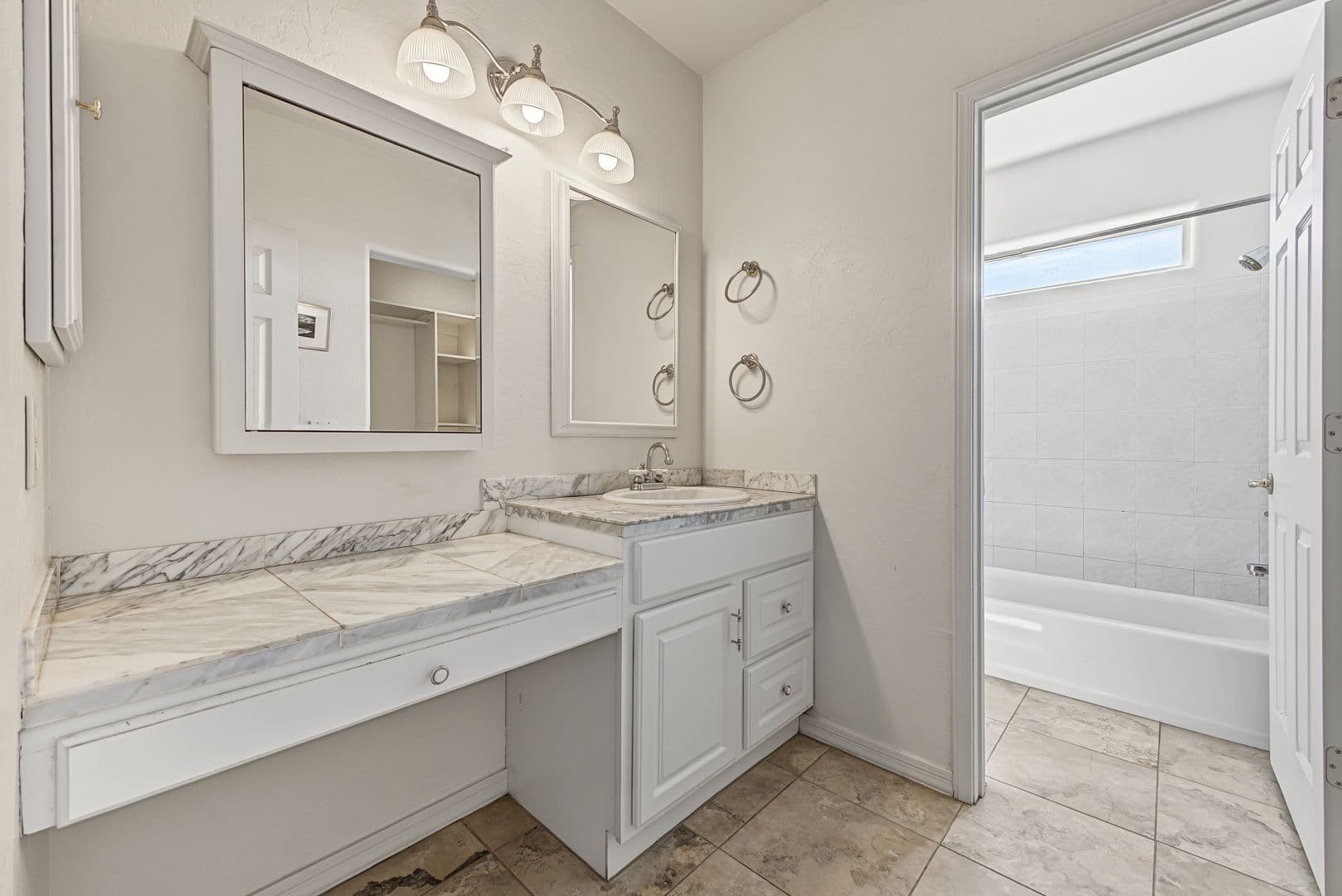 Phoenix House: 1549 E. Las Palmaritas Dr