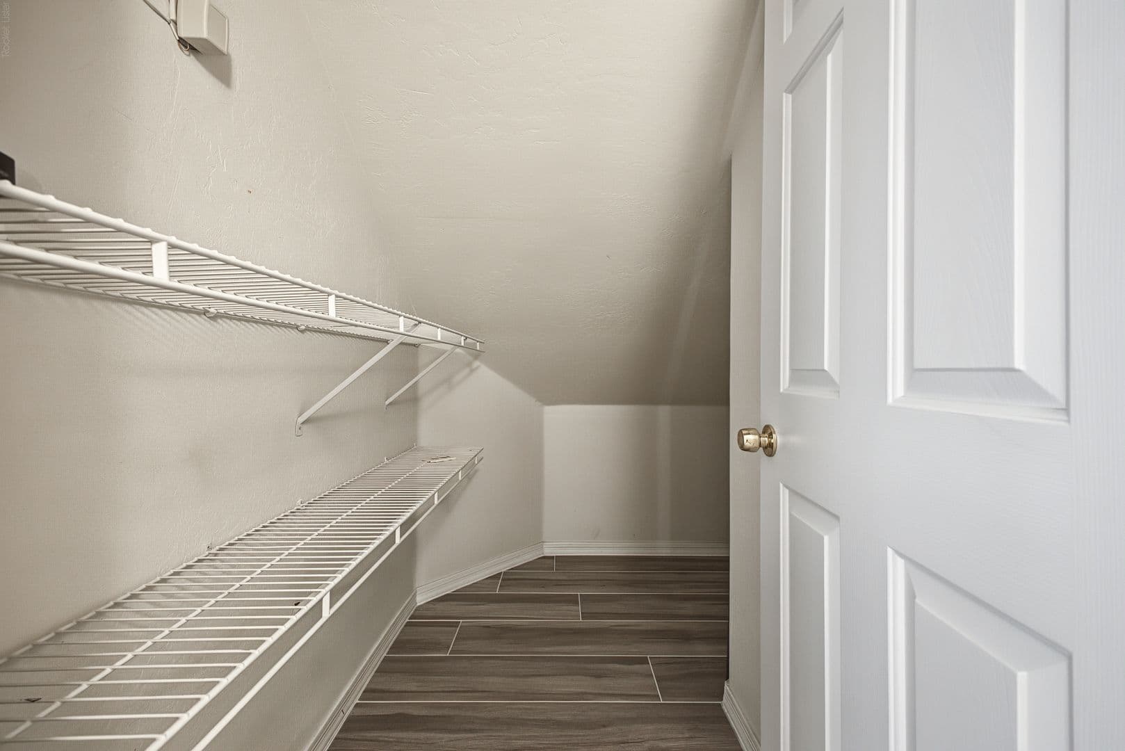 Phoenix House: 1549 E. Las Palmaritas Dr