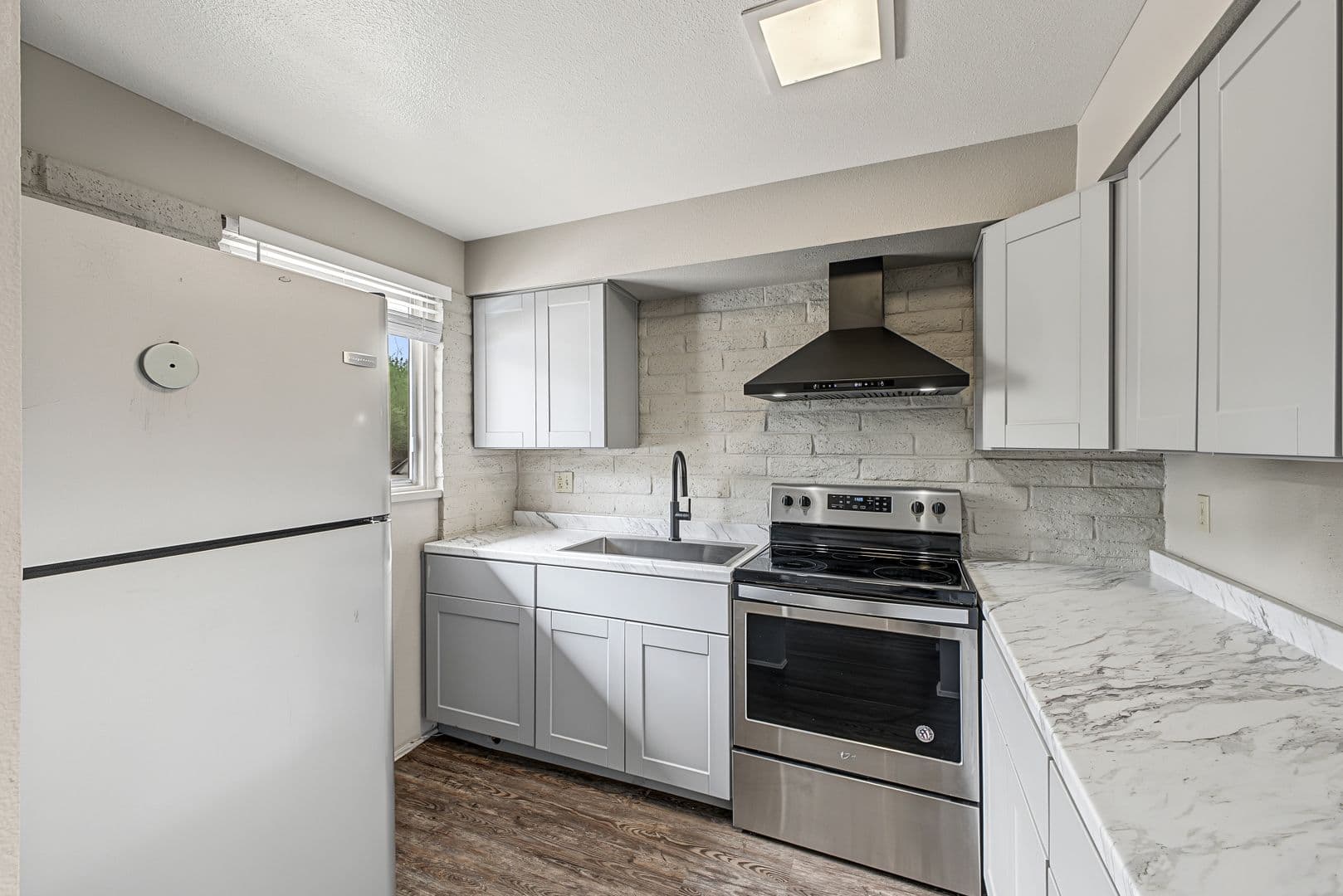 Scottsdale House: 27250 N. 64th St. #19
