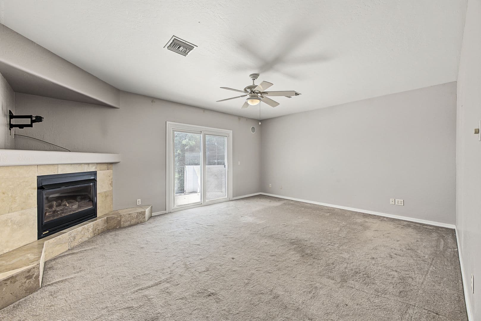 Phoenix House: 1549 E. Las Palmaritas Dr