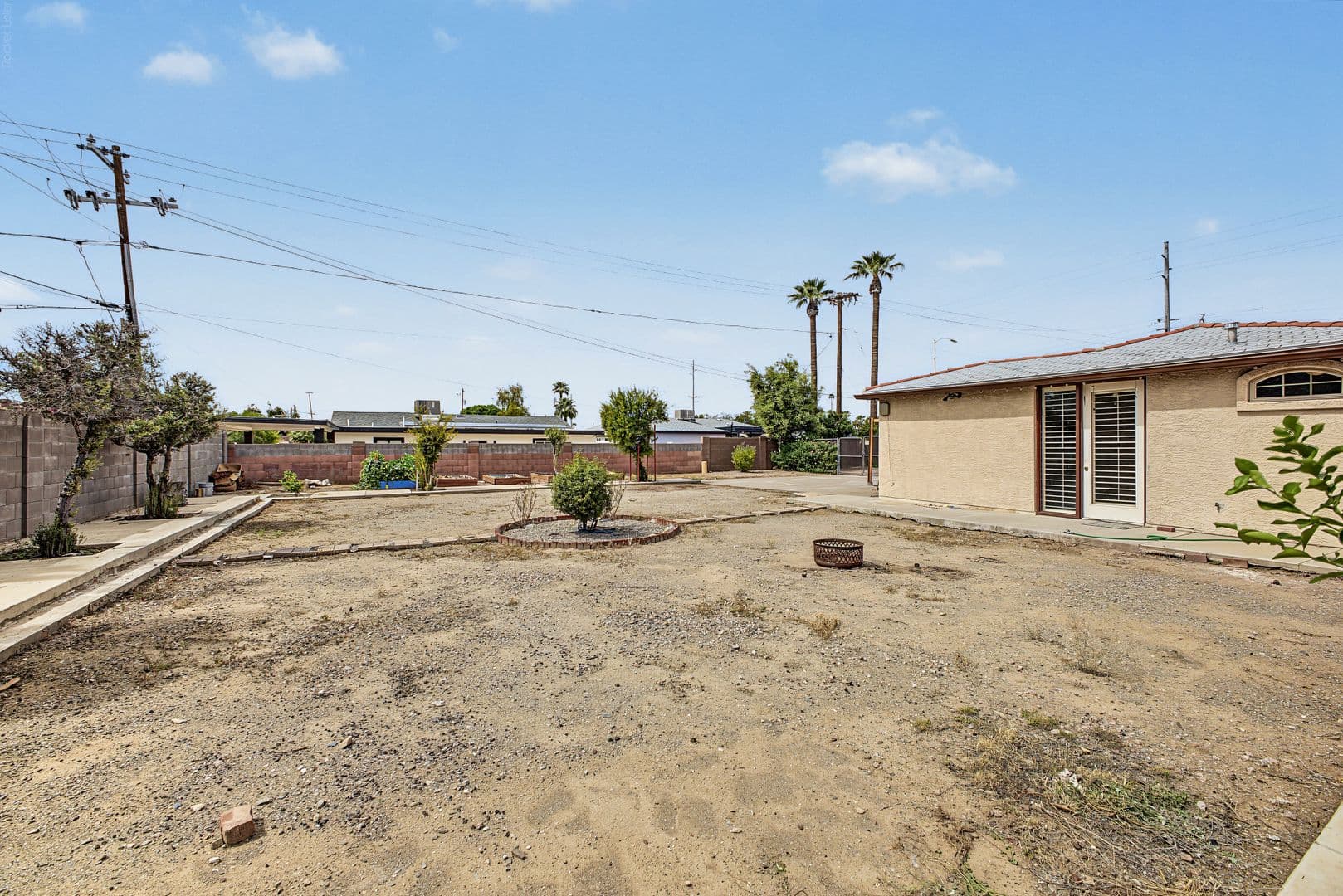 Phoenix House: 1103 E Glendale Ave