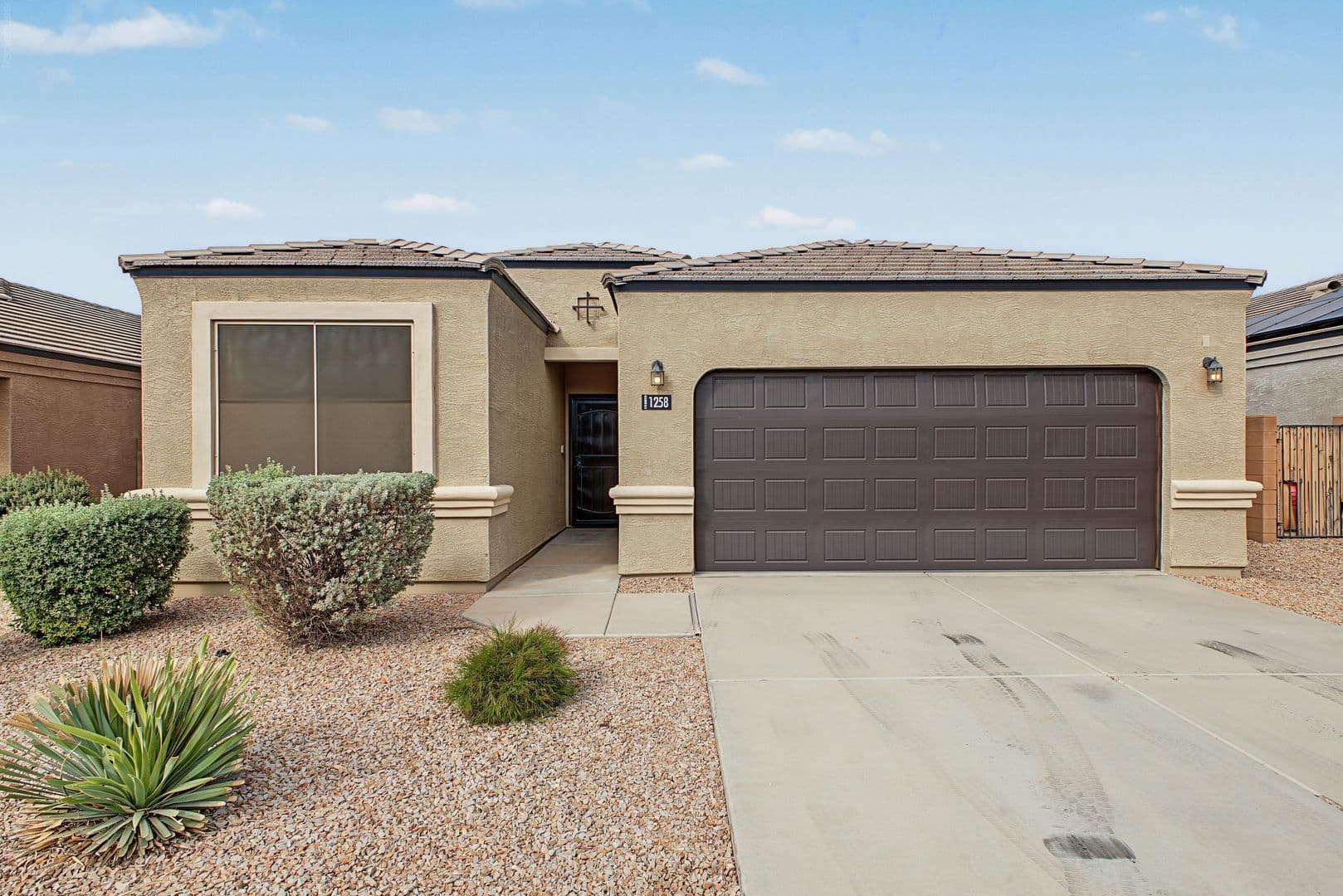 Casa Grande House: 1258 E Eric Place