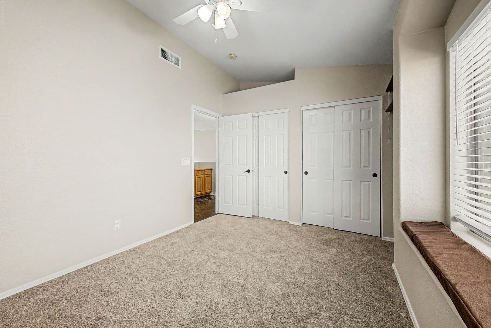 Chandler House: 1935 W Mockingbird Dr.