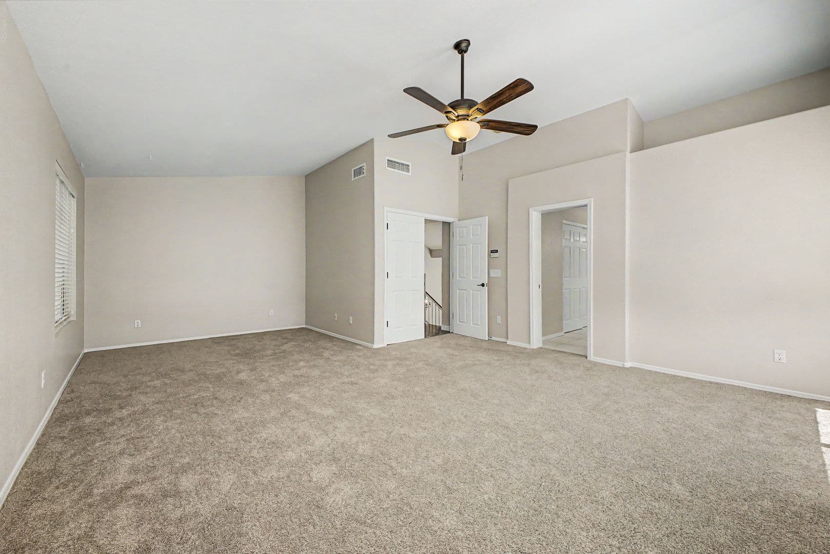 Chandler House: 1935 W Mockingbird Dr.