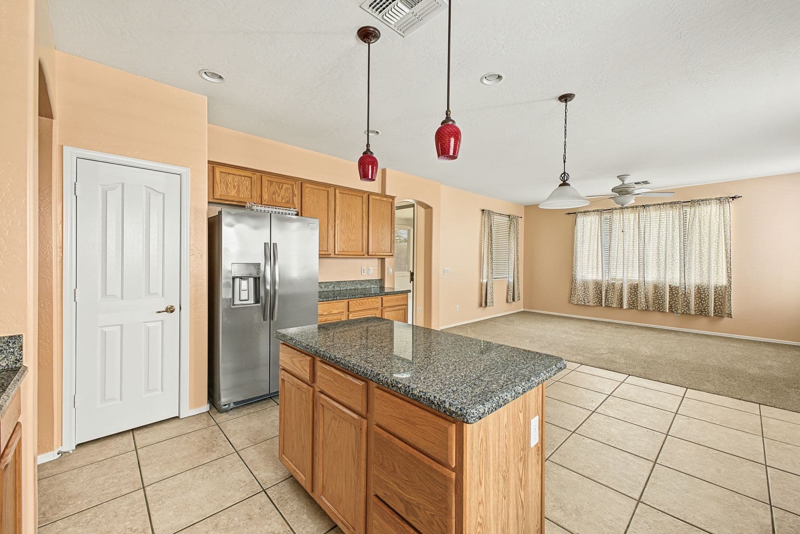 Chandler House: 152 W Hawk Way