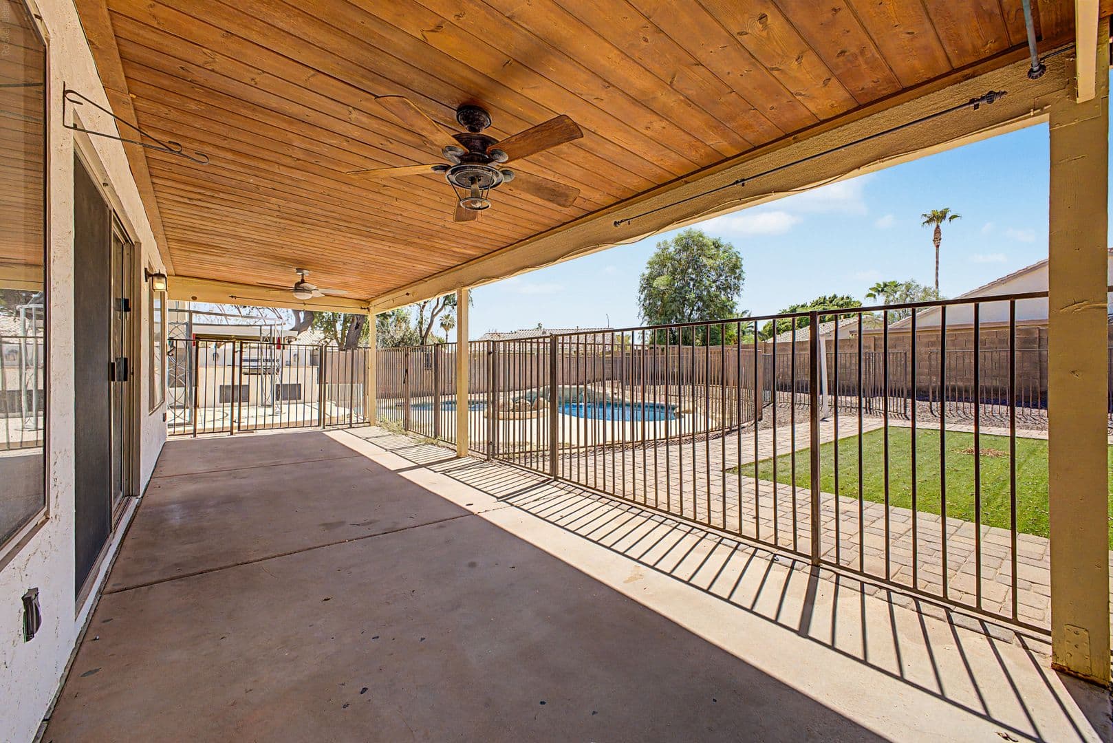 Chandler House: 1935 W Mockingbird Dr.