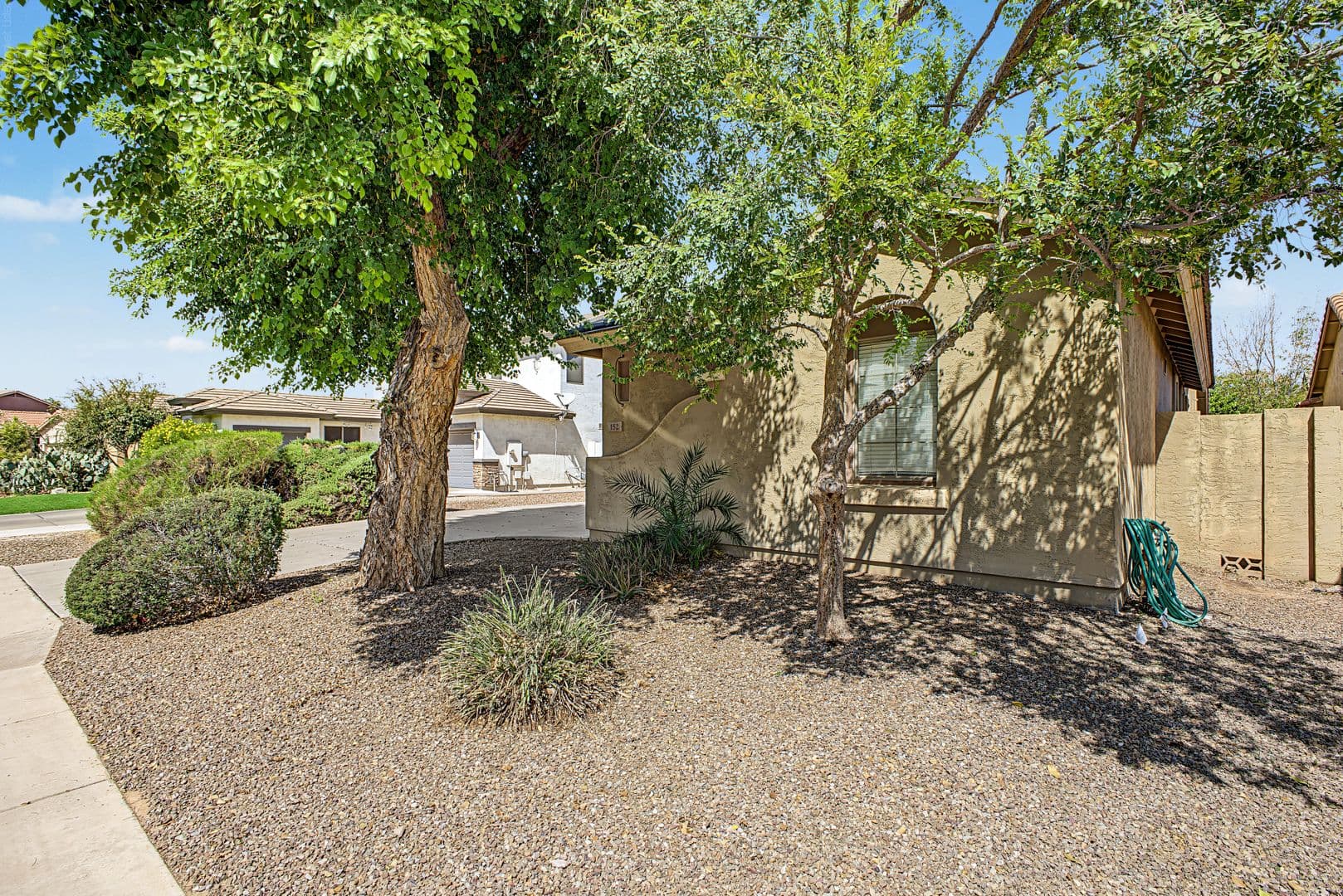 Chandler House: 152 W Hawk Way