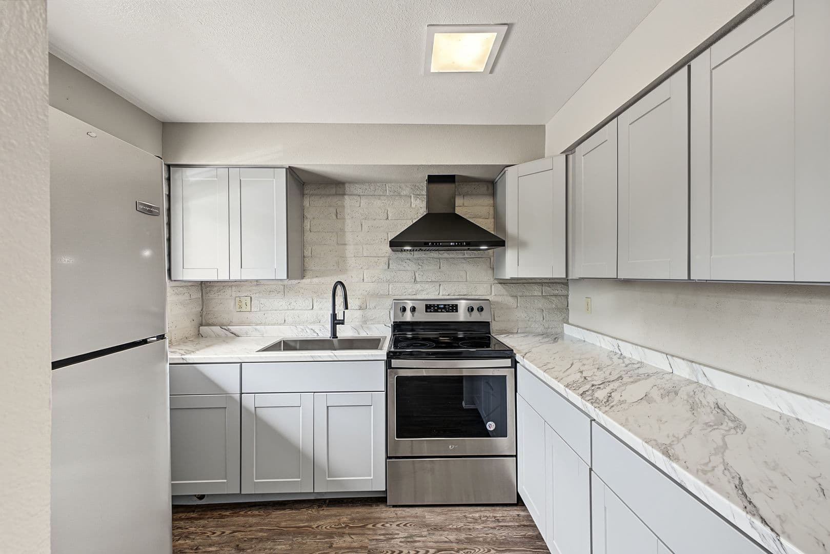 Scottsdale House: 27250 N. 64th St. #19
